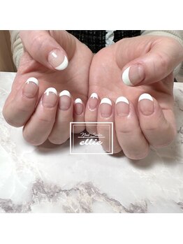 エリー(ellie)/王道フレンチネイル