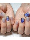 青と白 花火ネイル