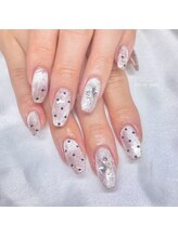 リッシュ トロワ(RICHE trois)/マグネット×ドットネイル