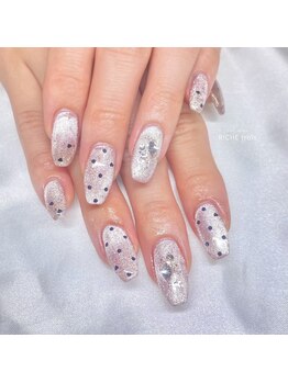 リッシュ トロワ(RICHE trois)/マグネット×ドットネイル
