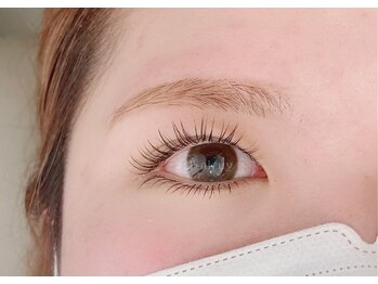 フォーエアリー(4+airuy)/まつげパーマ＋上下LEDエクステ