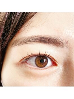 コロル(COLOR)/まつ毛パーマと眉毛ワックス