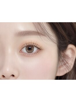 ナチュラル上品な目元にしたい