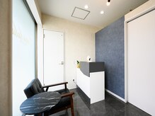 スリーズララ(Cerise LaLa)/待合の様子