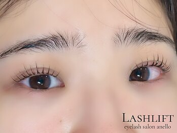 アネロ(anello)/ラッシュリフト