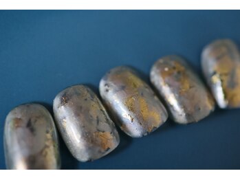 クロ(KURO)/ゴールドアート