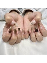 サロンドウイ(salon de OUI)/ブラウンネイル