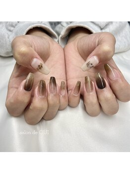 サロンドウイ(salon de OUI)/ブラウンネイル