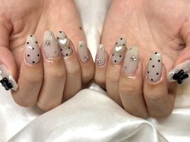 ドットバラネイル