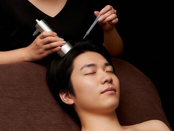 ビューティーリバース FORMEN 東戸塚店の写真/【メンズ_育毛促進】グロッティでスカルプエクソソーム導入！めぐりから改善★ボリューム・ハリこしUPへ