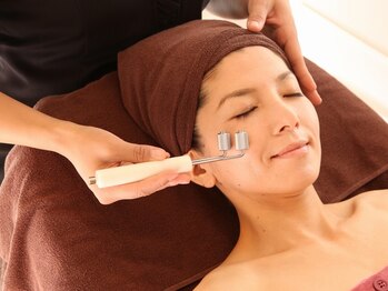 クリニカルエステ花蔵 北本店/Step3～5.リフトツインローラー