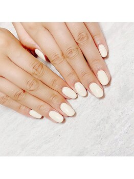 うる艶ホワイトネイル