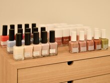 ネイルラボ レモンツリー(Nail Lab LEMON TREE)の雰囲気（爪に優しいポリッシュで彩ります♪（ポリッシュの持ち込みもOK））
