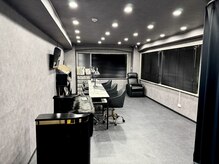 ドリス(Doris)の雰囲気（《長さだし/持ち込み/やり放題/フィルイン/ワンカラー》）