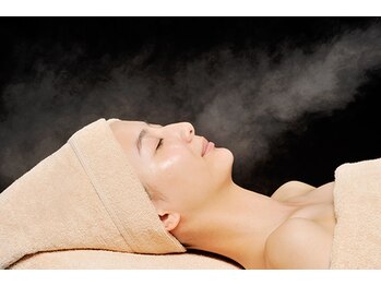 イービーシーシー梅田(e.b.c.c.)/4)天然活性水スチーム