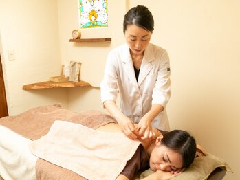 鍼灸院リビング(Living)の写真/女性の特有のお悩み【冷えやむくみ】に効果的！巡り良く、冷え改善！体の不調を整えます◎