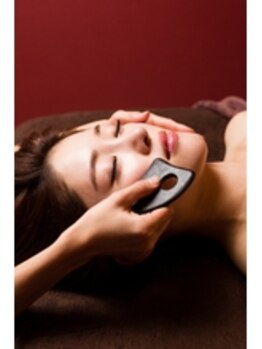 ヴィヴィアン 岡崎店(骨気&Relaxation Vivian)/5.かっさセラピー(グアシャ)