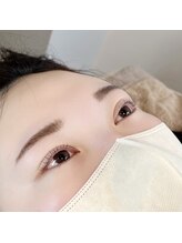 彼女とまつ毛クリム(crim)/化粧崩れを防ぎたい