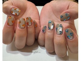 ～ホロお花ネイル～