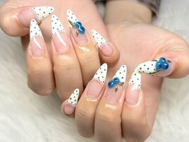 ドットフレンチネイル