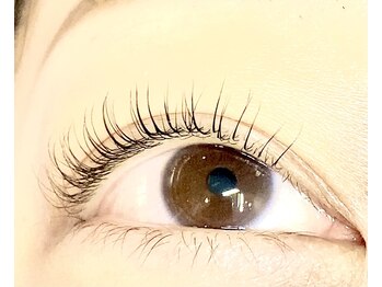 仲小路まつげサロンシュシュ/