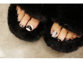 ネイル フライガール(nail FLY GIRL)/フットデザイン♪