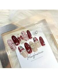 クリスマスネイル作成中