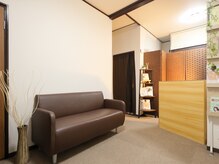 心穏はり灸 整体院の雰囲気(清潔感のある落ち着いた院内で、初めての方もリラックス◎)