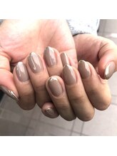 トータルサロン 白べぇーっ プラス/ミラーでアクセント♪