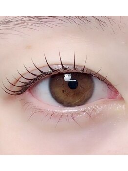 ネイルスペース ジュンクス(NAIL SPACE JUNX)の写真/【技術力に自信あり◎】大人気まつ毛パーマですっぴん底上げ＆上向きまつ毛でいつまでもキレイが続く♪