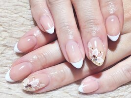 【ハンド】フレンチ×白花