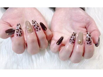 リーヴェ(Riebe)/ヒョウ柄