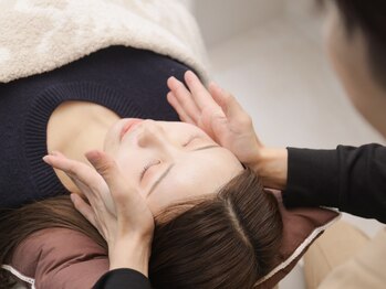 エスポワール(espoir)の写真/結果重視★小顔専門店の最新小顔マシン×顎関節から整える小顔矯正で最短リフトアップ【究極の小顔術】　