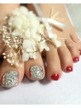 ロワゾブル ルリエ(L'oiseau bleu Relier)/キラキラ*ビジューフットネイル