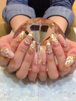 エスフィーネイルサロン ブリーユ(Esfy nailsalon Brille)/夏ベージュネイル
