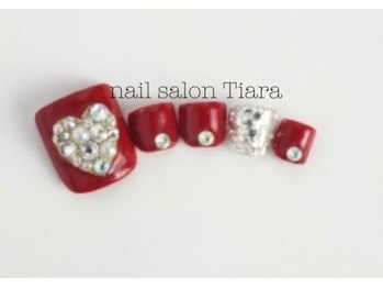 ティアラ(Tiara)/ハート　キラキラネイル