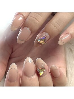 モモ(Momo)/ワンホンフレンチネイル