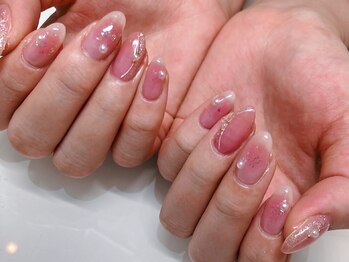 リヤン ドゥ ネイル 布施店(lien do nail)の写真/オフィス映え抜群の上品な大人シンプルデザイン◎【オフ込★Hand・定額デザインネイル¥5000～】