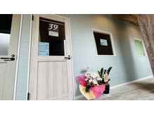 西川口Viva La Salute!ストレッチングの雰囲気（ビルの4Fのレンタルオフィスエリアの一室です。）