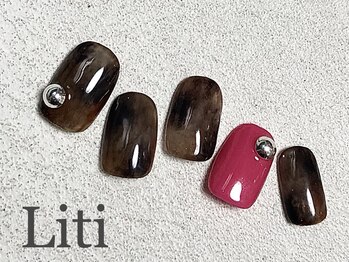 リティ(Liti)/No.148 ART(B) 秋ネイル