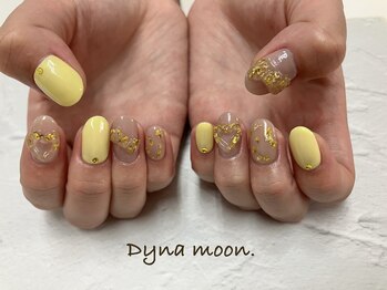 ダイナ ムーン(Dyna moon.)/押し花ネイル