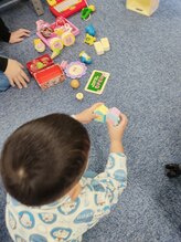 かおりビューティサロン/スタッフの無料お子さま見守り付