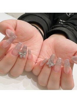 グラデーション蝶々ビジュー