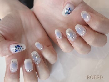 ローブド(ROBED)/チークネイル
