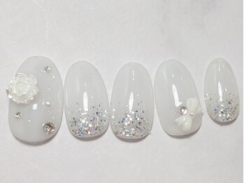 ネイルブレイク リリア(Nail Break lilia)/【初回オフ無料】ホワイトネイル