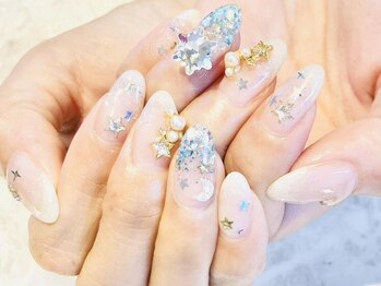 アンジェリーク ネイル(Angeleek NAIL)の写真/【持ち込みで決まる貴方だけのデザイン◎】シンプル～個性派まで☆豊富なカラーとパーツで理想の指先に☆