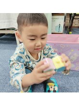 かおりビューティサロン/ママさんと一緒に来院のお子さま