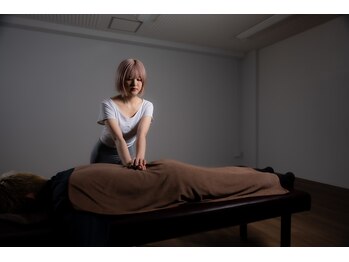 全力ストレッチ 滋賀草津店/まずは脱力♪軽い指圧から