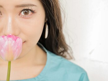 ロティ(ROTi)の写真/人気のハイドラフェイシャルで気になる毛穴の角栓や黒ずみを解消！ニキビケアにも◎京橋駅より徒歩3分♪