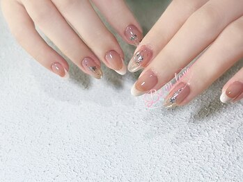 フローラネイルサロン/